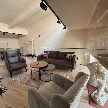 Vacation Studio By Andrea Tirana Eksteriør billede